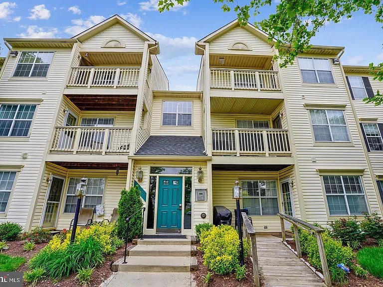 Closed condominium property exterior